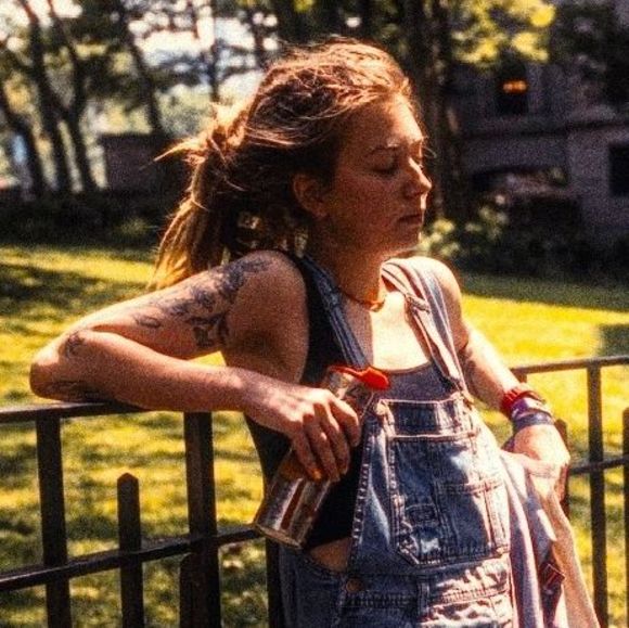 Meet your Posher, Sasha - Picture 1 of 1